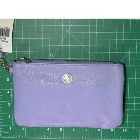 Adrienne Vittadini Charging Wallet Wristlet - Pebble Leather Blue NWT - Picture 11 of 12